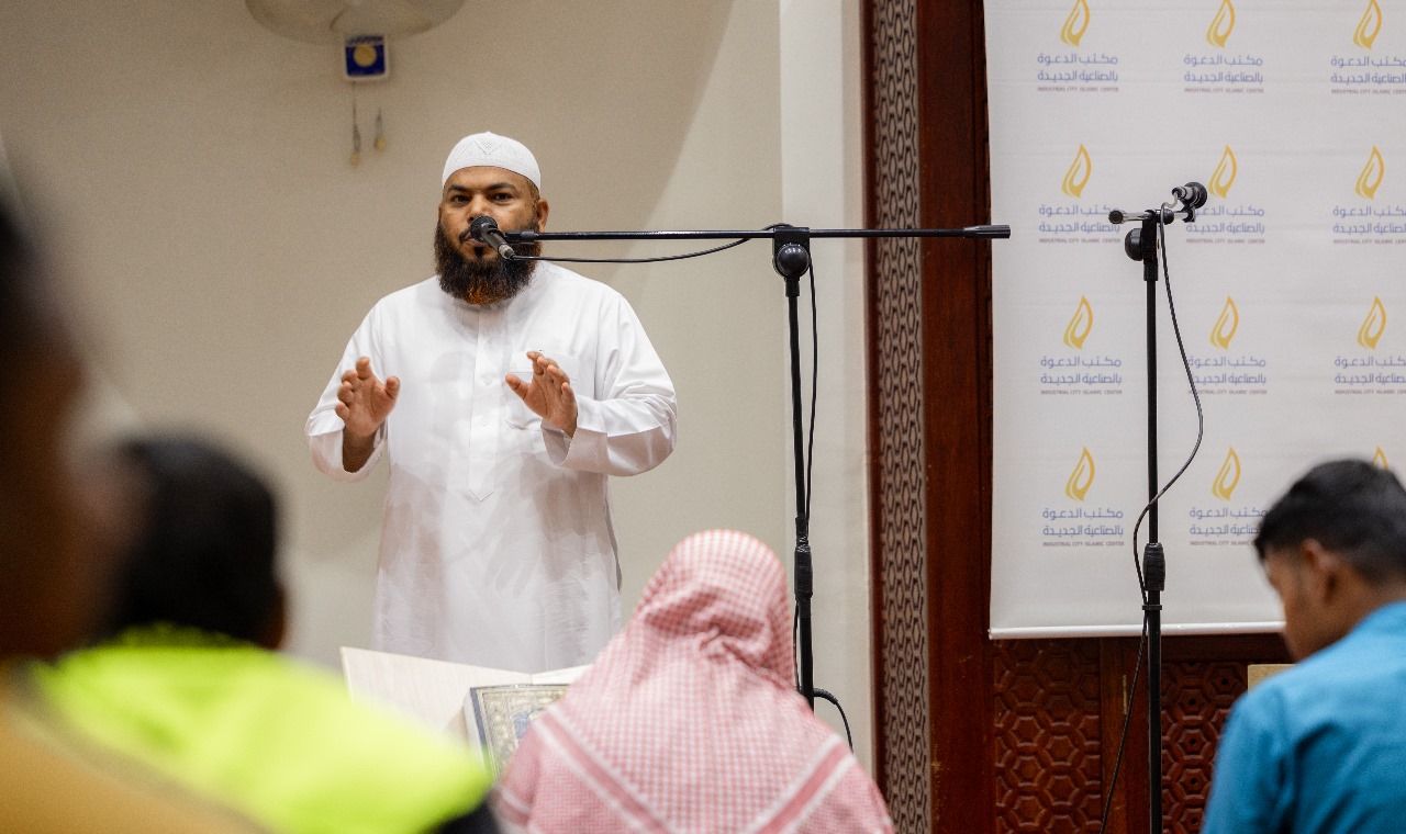 كلمة دعوية للداعية / محمد سلمان باللغة الهندية بعد صلاة المغرب بجامع الجمعية , اليوم الإثنين الموافق 1 / 1 / 2024 م .. كلمة دعوية للداعية / محمد سلمان باللغة الهندية بعد صلاة المغرب بجامع الجمعية , اليوم الإثنين الموافق 1 / 1 / 2024 م ..